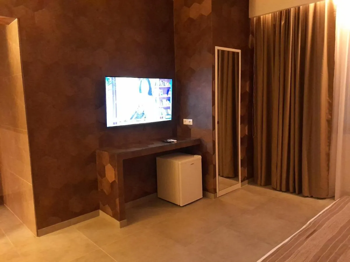 Baaria House Hotel Barcellona-Pozzo di Gotto 0*,